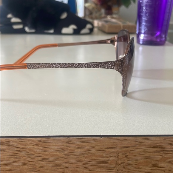 Arizona Jean Company Brown Sunglasses Classic Aviator Style - Picture 2 of 6